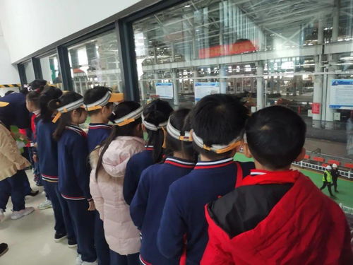 走进智慧工厂，感受科技力量——南宁市五象教育集团五象小学1901班开展课外研学活动纪实