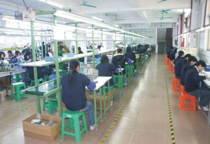 桂林工厂分布与新兴工业园区概览，第一小学校周边环境考察